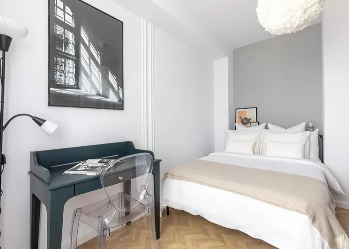 アパート Poem By Urbanesq ブカレスト